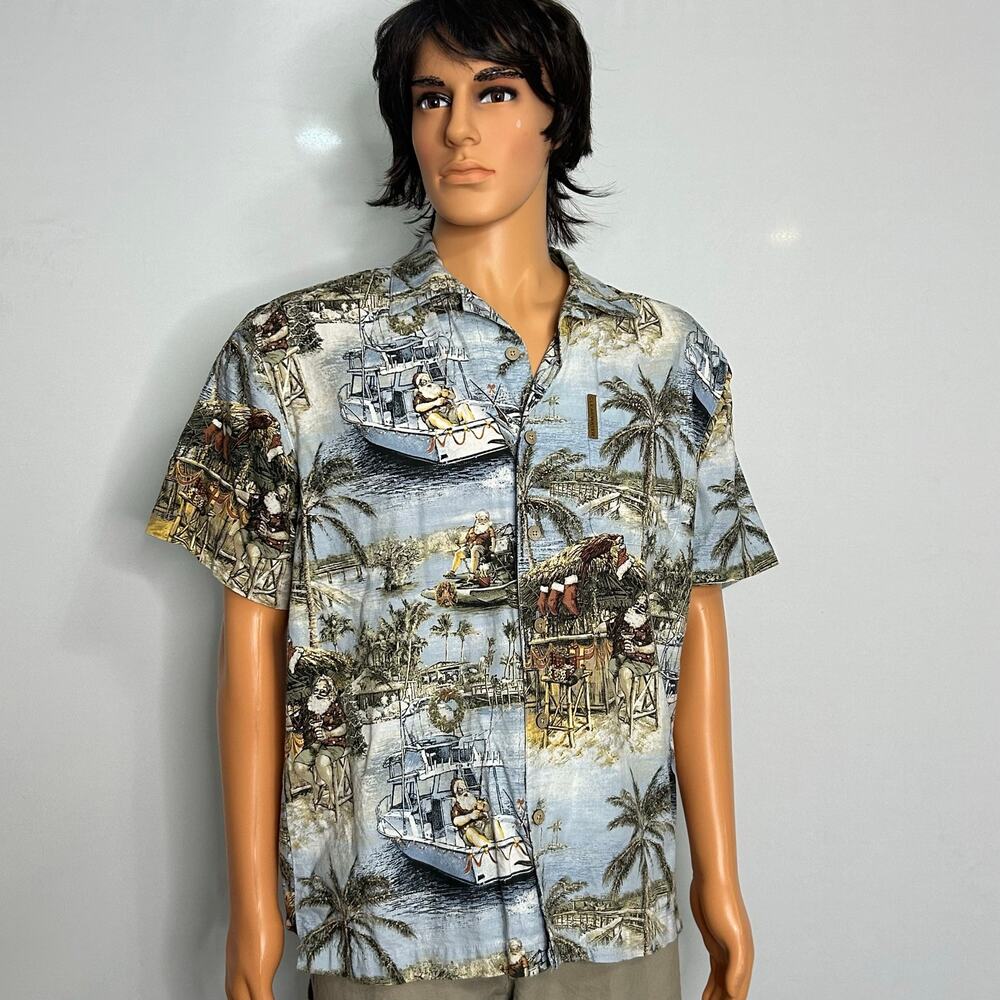 Clearwater Outfitters Men’s Medium Santa Fishing Christmas Hawaiian Shirt